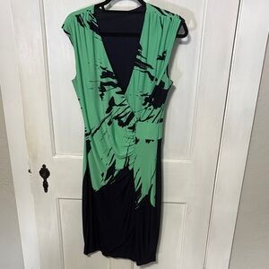 Old Navy Green and Black Midi Dress